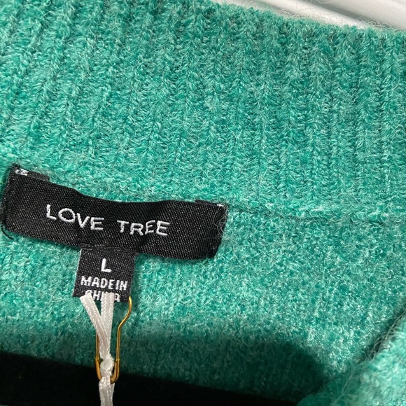 NWT Tilly’s Love Tree Size L Oversized Cropped Green Striped Pullover Sweater - Picture 9 of 12